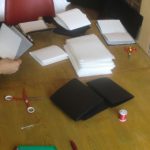 montage, assemblage des papiers